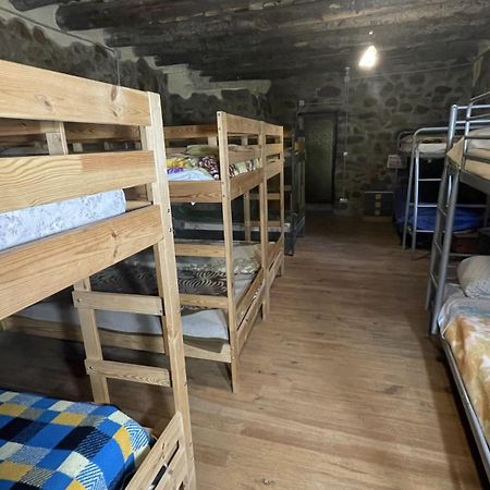 Albergue Del Oso Tierraluz อาร์บูเซียส ภายนอก รูปภาพ